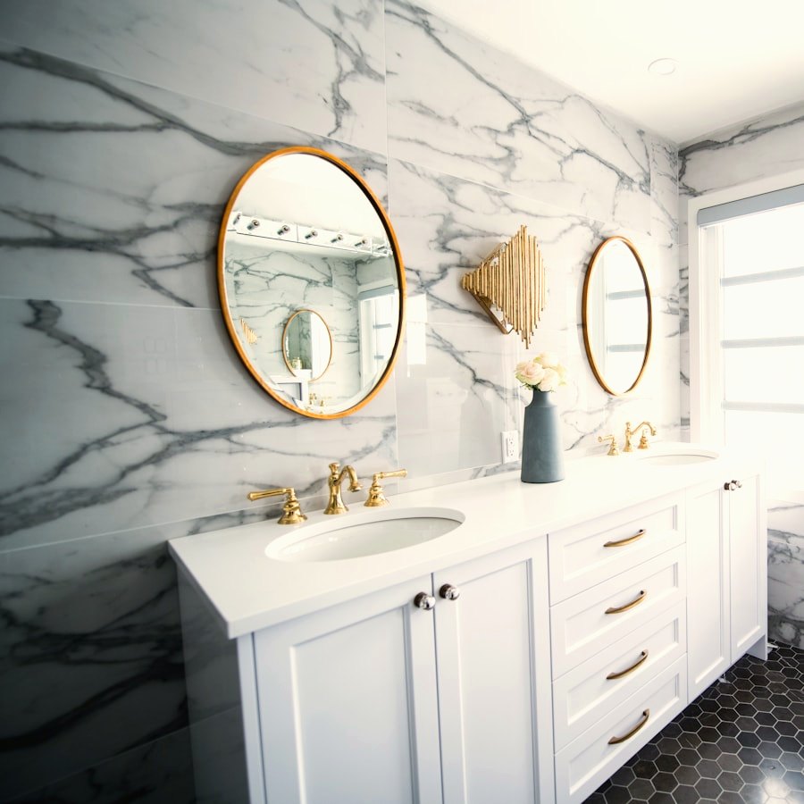 Porcelain waterfall, Yaletown, Porcelain countertop by Pacific Range Counter Top